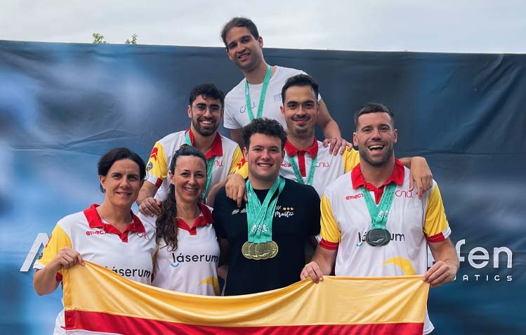 Los másters del Club Natación Utrera vuelven a arrasar con más de una decena de medallas en el ‘XXII Campeonato de Andalucía Open Máster de Verano’